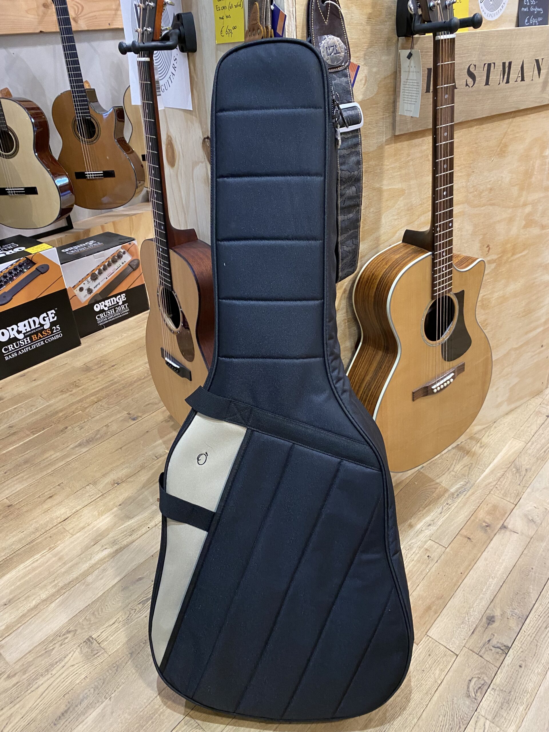 Gigbag voor Steelstring gitaar / Dreadnought gitaar (20mm)