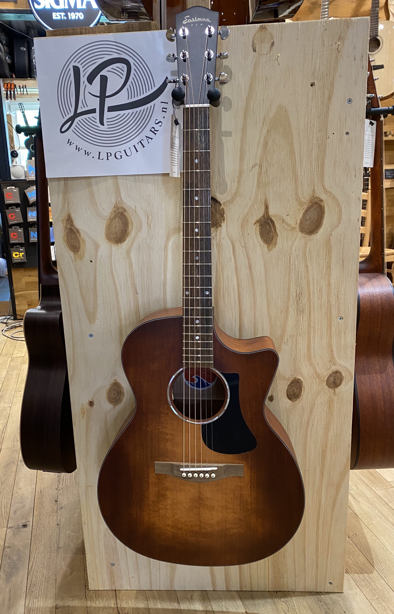 Eastman PCH1-GACE-CLA Akoestisch-Elektrische Gitaar